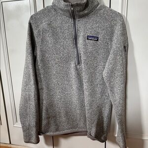 Patagonia Women’s Medium Quarter Zip-Up Sweater in Heather Gray